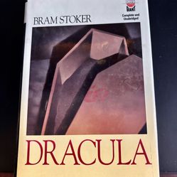 Dracula, Bram Stoker Hardcover 1995 GIANT Courage Classics First Edition