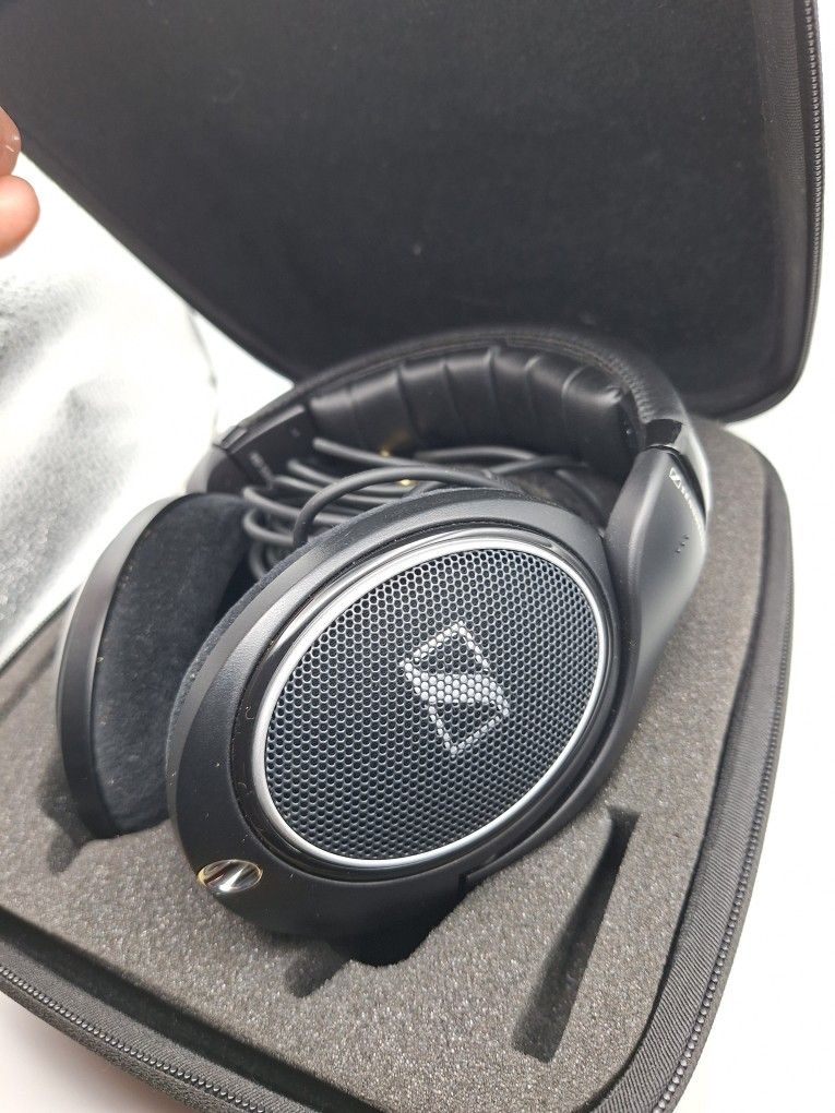 Sennheiser HD 598SE Over-Ear Headphones