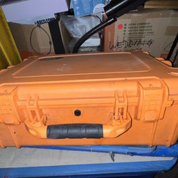 PELICAN Protector Case: 18 1/2 in L x 14 1/16 in W x 6 15/16 in D, Polypropylene, Orange, 0-10 in
