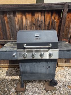 BBQ in good condition Free