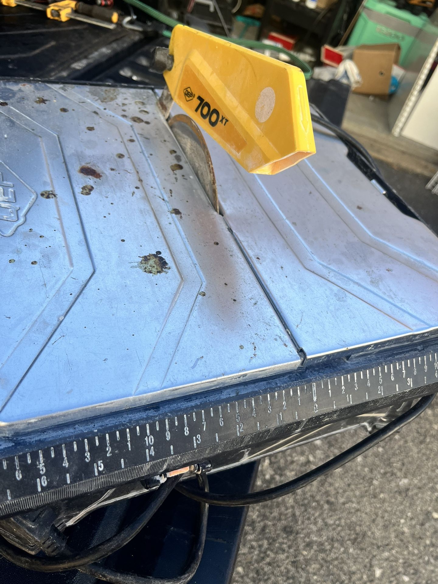 Tile Saw That
