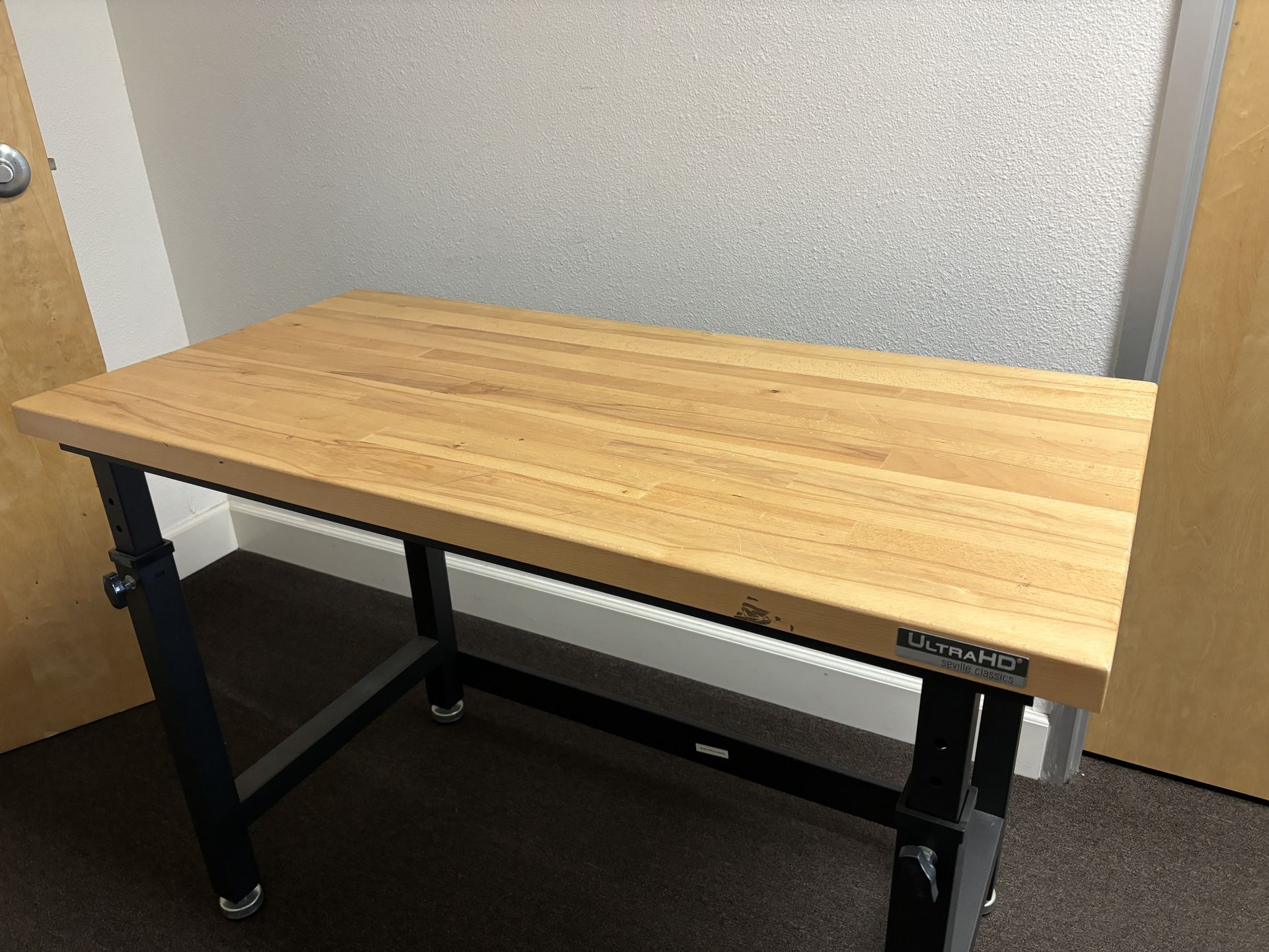 Workshop Table Adjustable Height - 48” x 24”