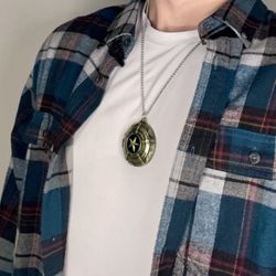 Capsicle Captain America Necklace |Avenger Cap |Gift |Gifts |Gift for her | Gift for Him | Avengers Fan's Gift | Steve Rogers | Falcon