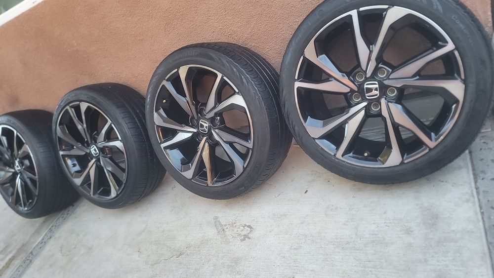 Wheel 18 5 Lugs 5x114.3 Like New  ⁶