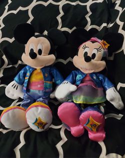 Disney Store 70th Anniversary Mickey & Minnie 15" Plush Set (Mint Condition)