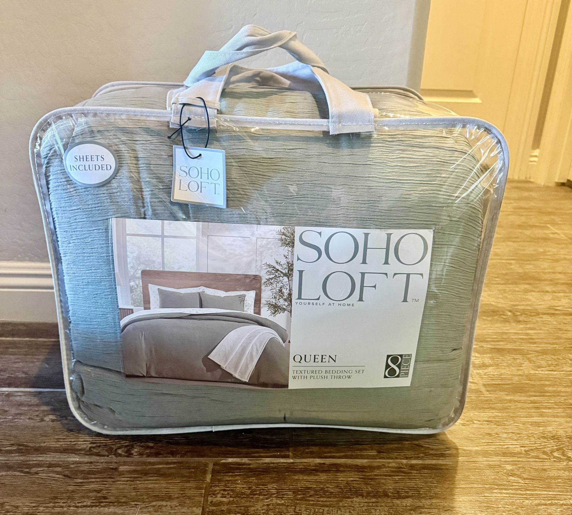 NWT Sage Green Comforter Set 