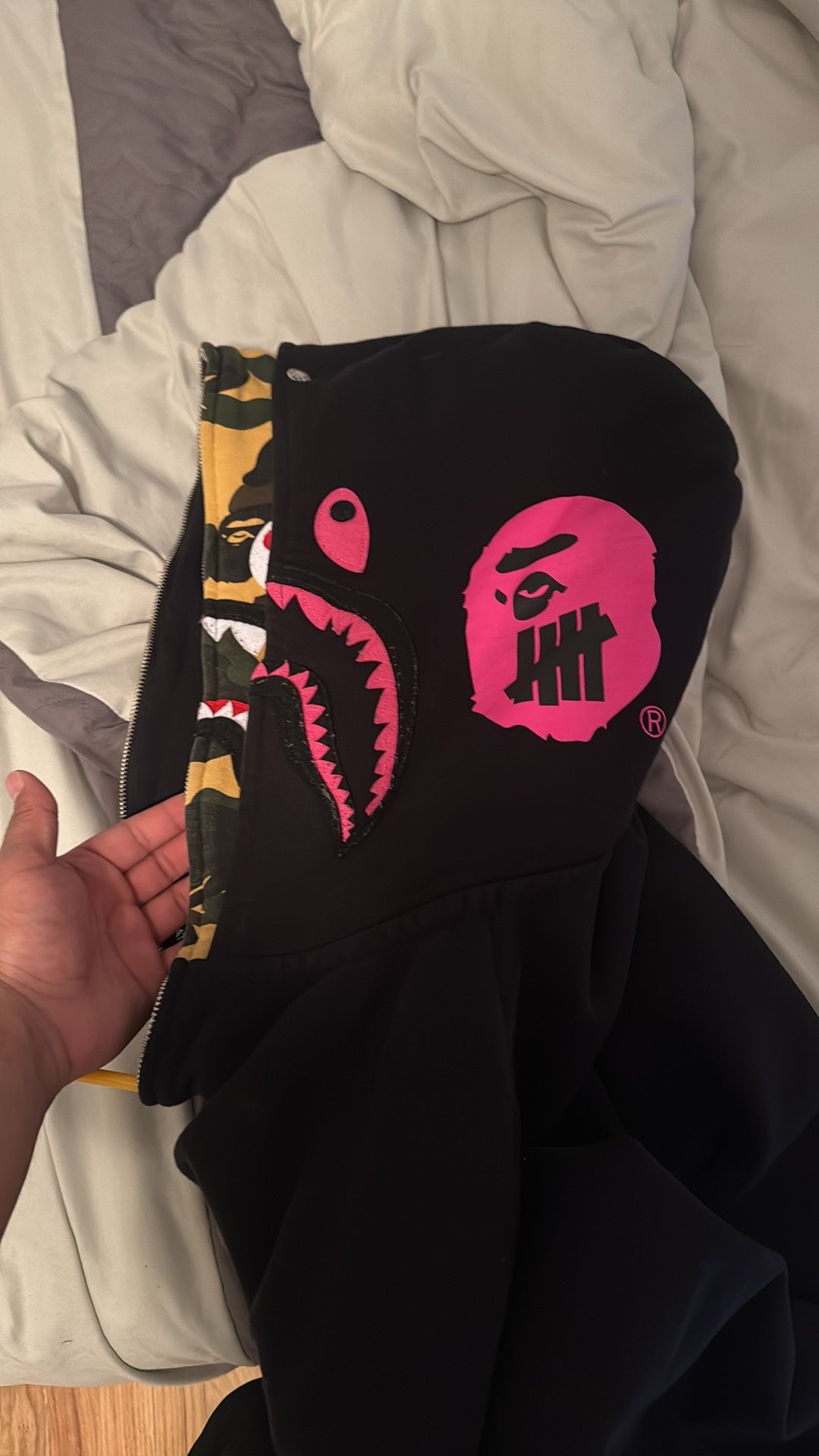 Undefeated Bape Size L