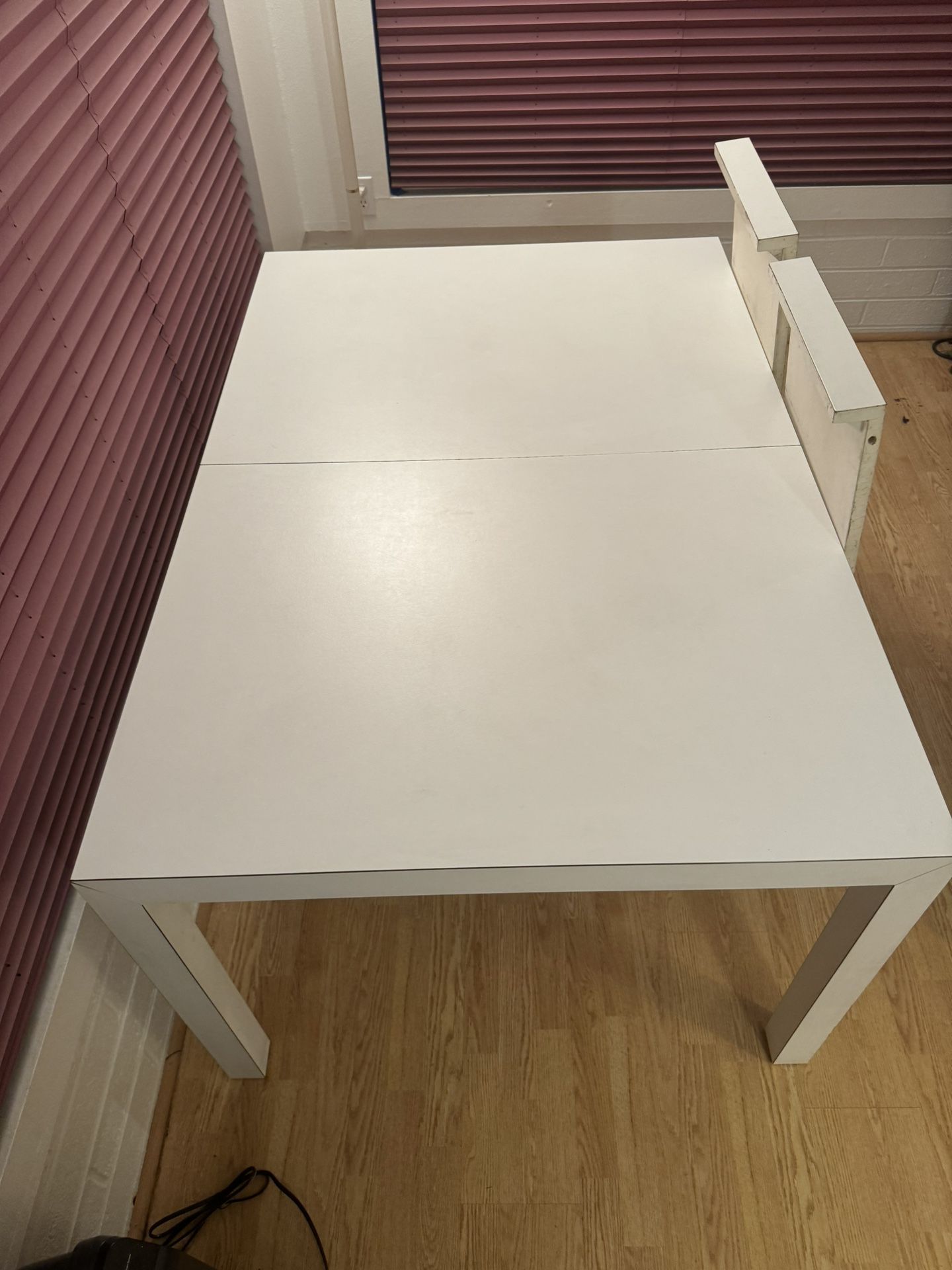 Modern White Dining Table 