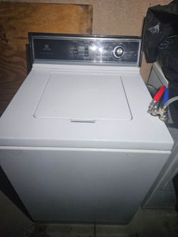 Maytag washer in working condition