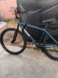 Throne The Goon 29