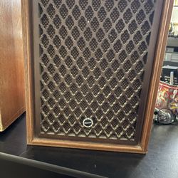 Sansui SP 30 Speakers