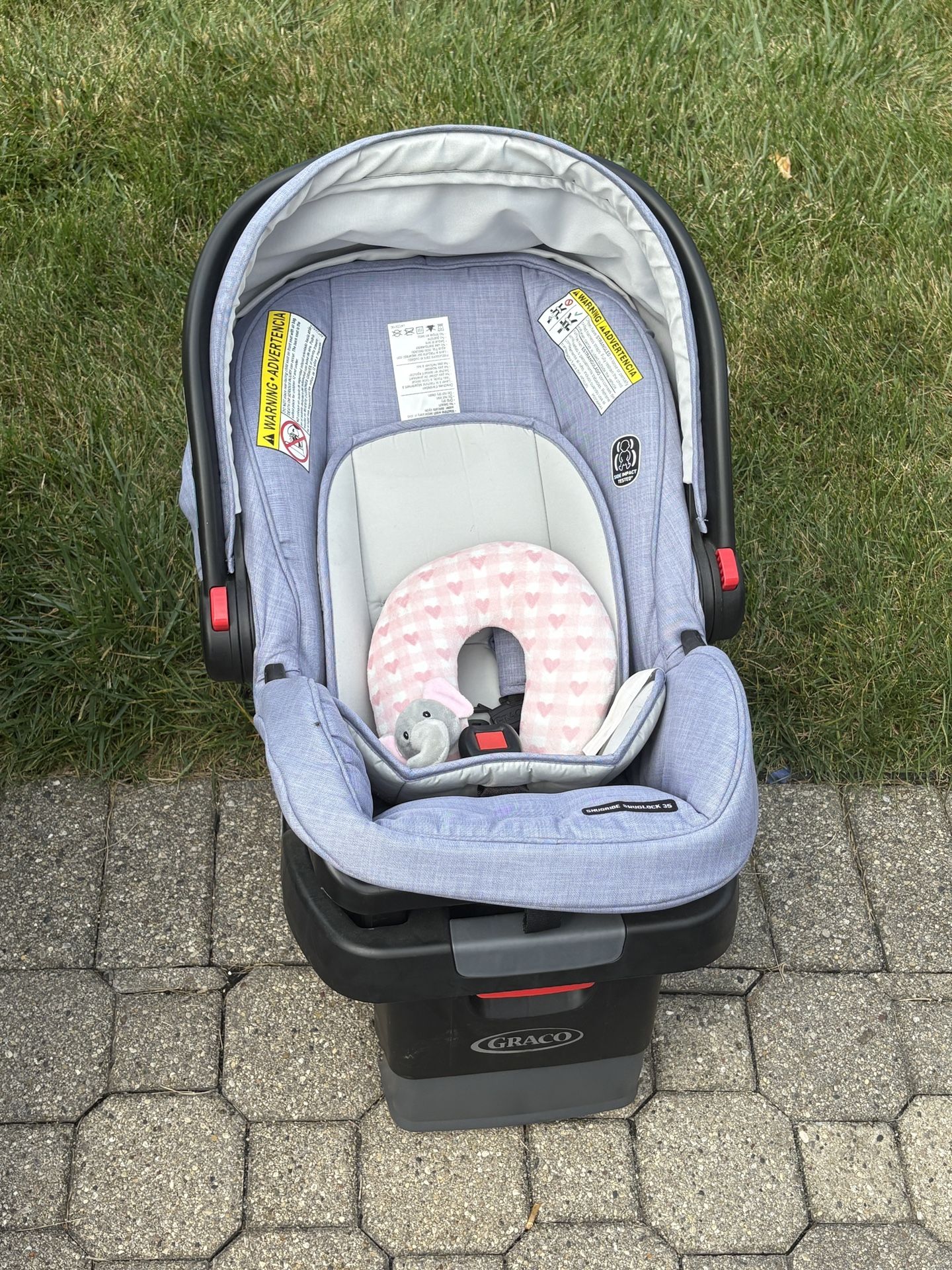 Car seat With Base and Scroller