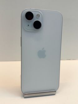 Apple iPhone 15 128gb. ( Fully Unlocked Phone )
