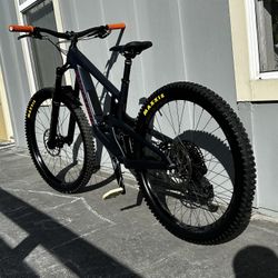 Santa Cruz Nomad MTB 2024 