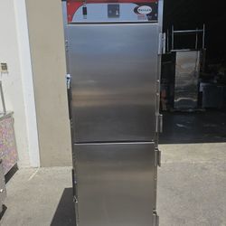 
BevLes HTSD74P34 12 Full Size Heated Holding Cabinet Universal 120V Works Good - 
Pass Through 3 Doors Full  Size Convection Heated Warming Cabinets.