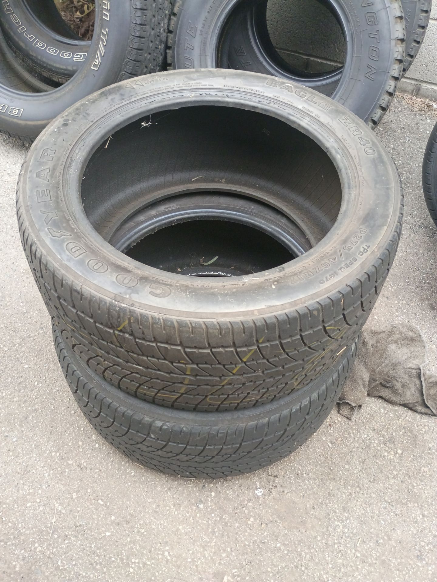 2 GOODYEAR eagle zr40
