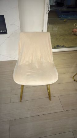 6 Kitchen table chairs