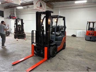 Toyota Forklift 5000lb