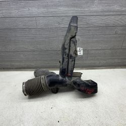 2011-2015 Chevy Silverado 2500HD 6.0L Air Cleaner Outlet Duct Tube 