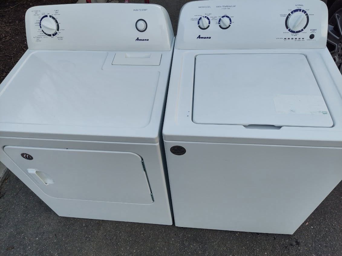 WHIRLPOOL SUPER CAPACITY WASHER AND DRYER