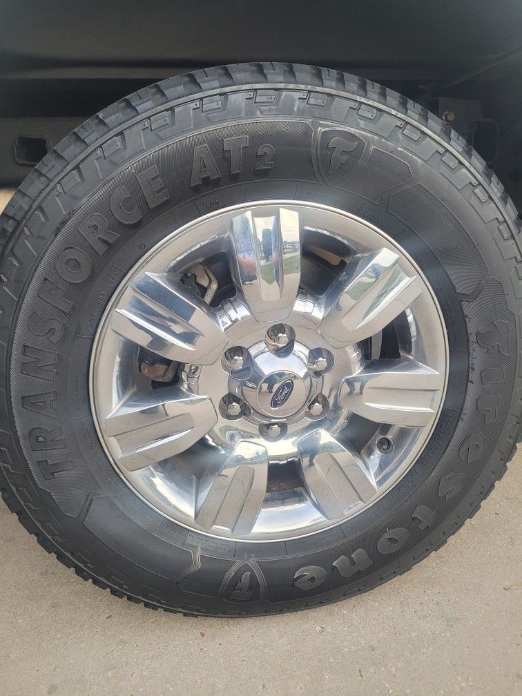 Ford F15 XLT 4X4 Factory Rims & Tires Set
