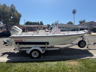 Boston whaler outrage 17’