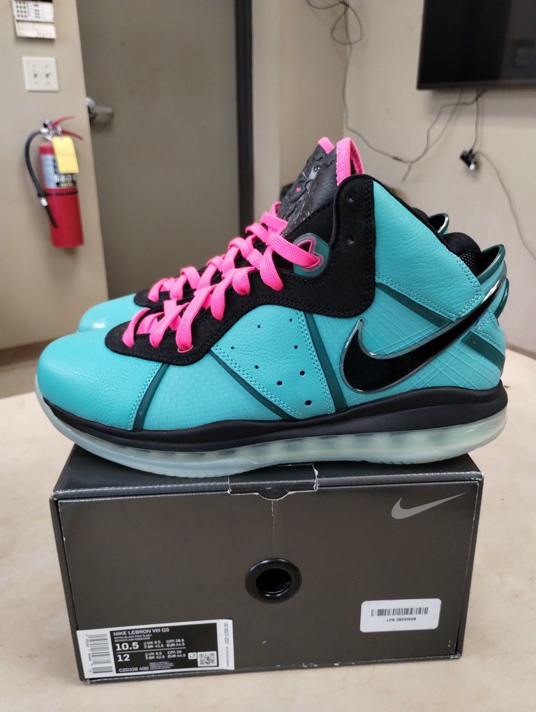 $225 local pick up Size 10.5  only. 2021 Nike LeBron 8 South Beach Size 10.5 With Original Box. Worn Twice Very Gently No Trades EBay Price Is Firm 
