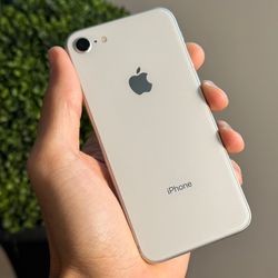 iPhone 8 Unlocked - 64GB  - Silver - 12-Month Warranty - No Credit Needed - 20% Down!