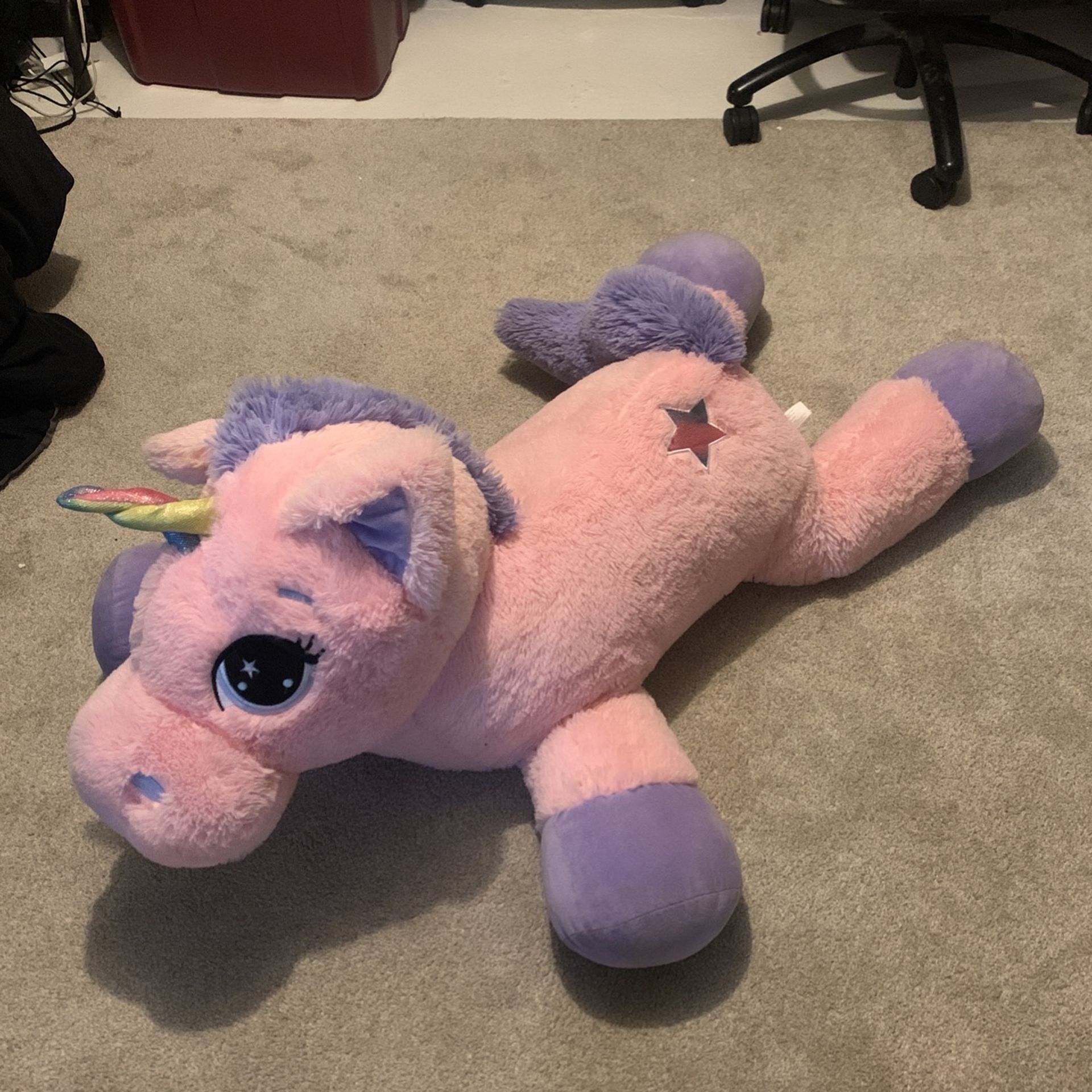 Giant Stuffed Unicorn 