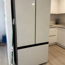 2020 Samsung Bespoke French Door Refrigerator – Like New, Stainless Steel - Long Beach, CA