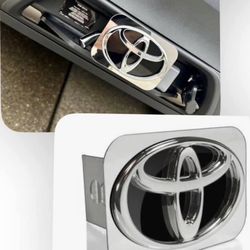 Toyota 3D Logo Black Infill Chrome Tow Hitch Cover
