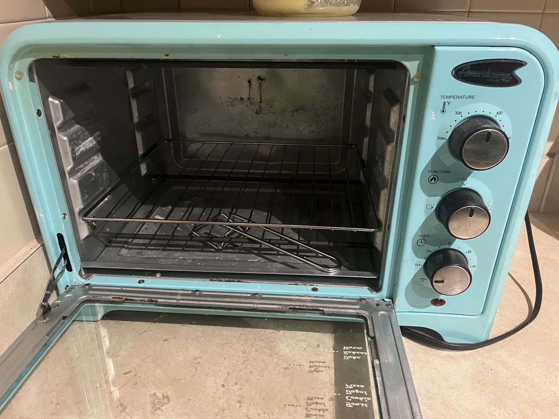 Americana classic toaster oven collection