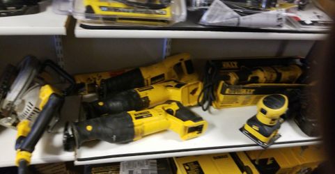 18v dewalt sawsaw