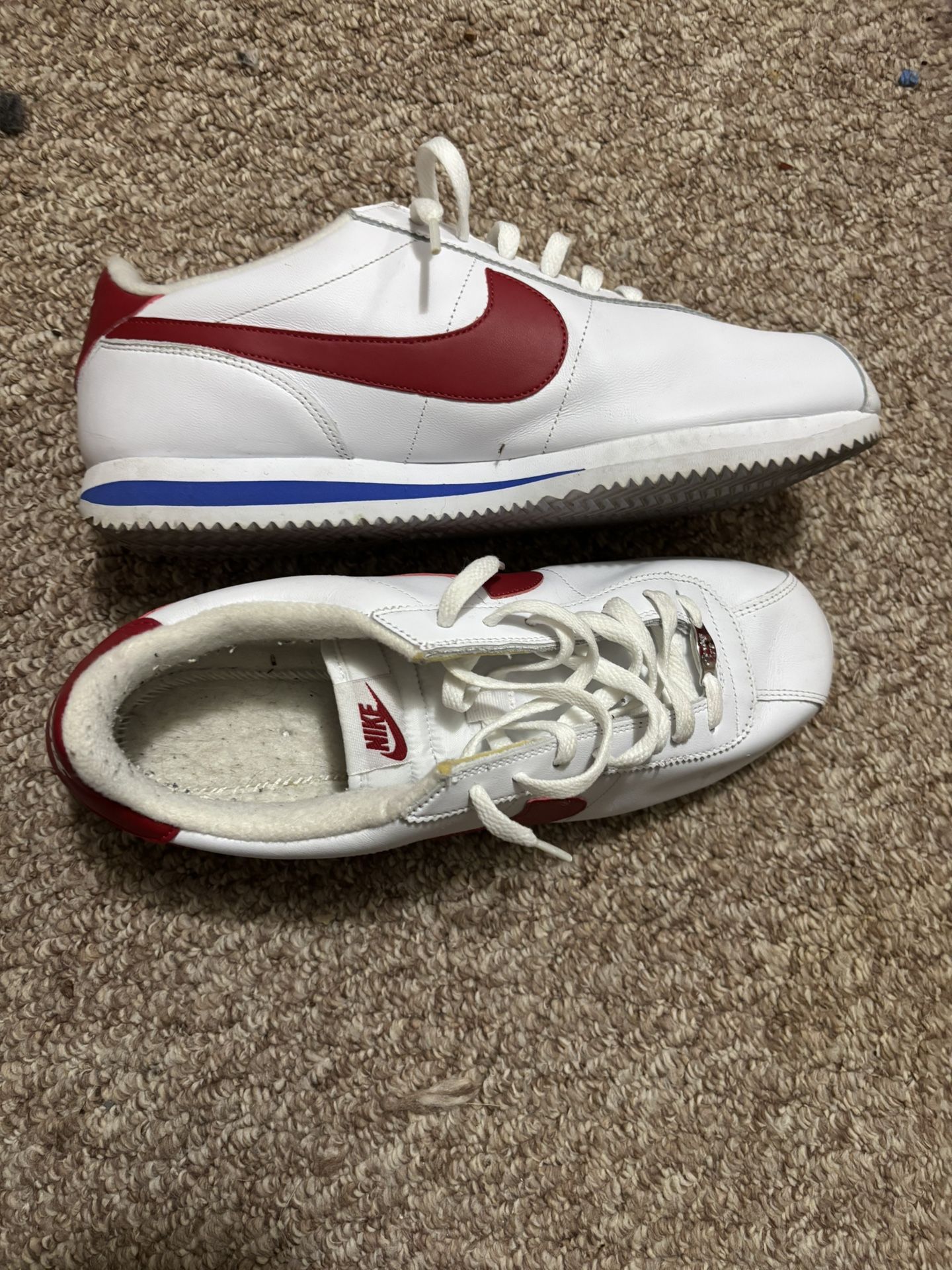 Nike Tennis Sneaker Men’s Size12