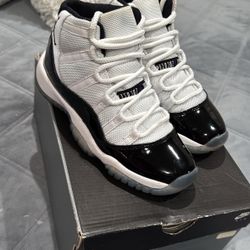 Air Jordan Retro 11 