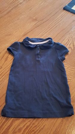 3t worn once gymboree top .