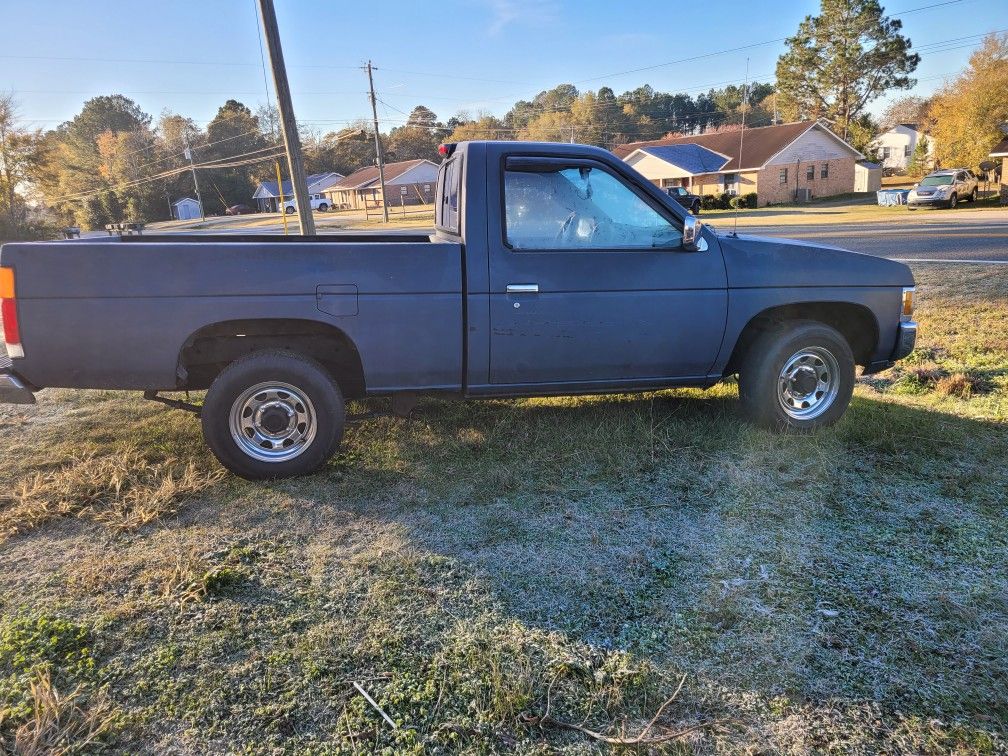 1994 Nissan Pickup