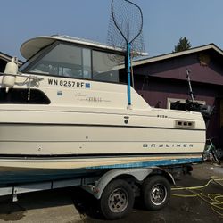 1997 Bayliner Cierra 2252 Cabin Cruiser New Engine