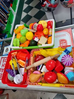 Lot of Play Food/Toy