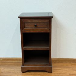 Side Table/ Nightstand 