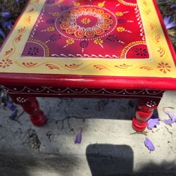 Showki wooden hand painted table for deco