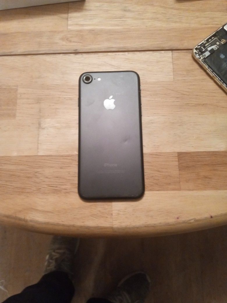 iPhone 8 back