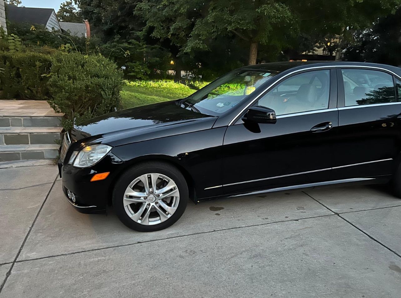 Mercedes Benz E-350 One Owner 2010..91000 Miles