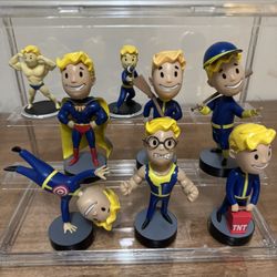 Fallout Figures With Display Case