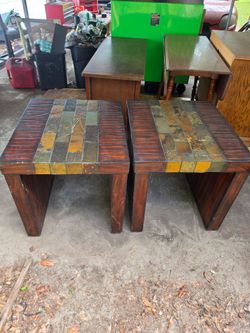 Pair of rooms 2 go end tables