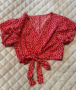 8 Crop Shirts Size XS