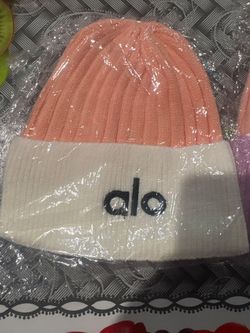 Alo Yoga Ribbed Knit Beanie