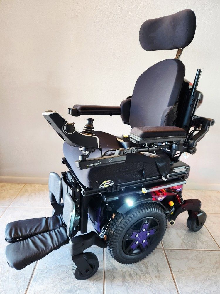 Pride Mobility Quantum Q6 Edge 3, I-Level Power Chair