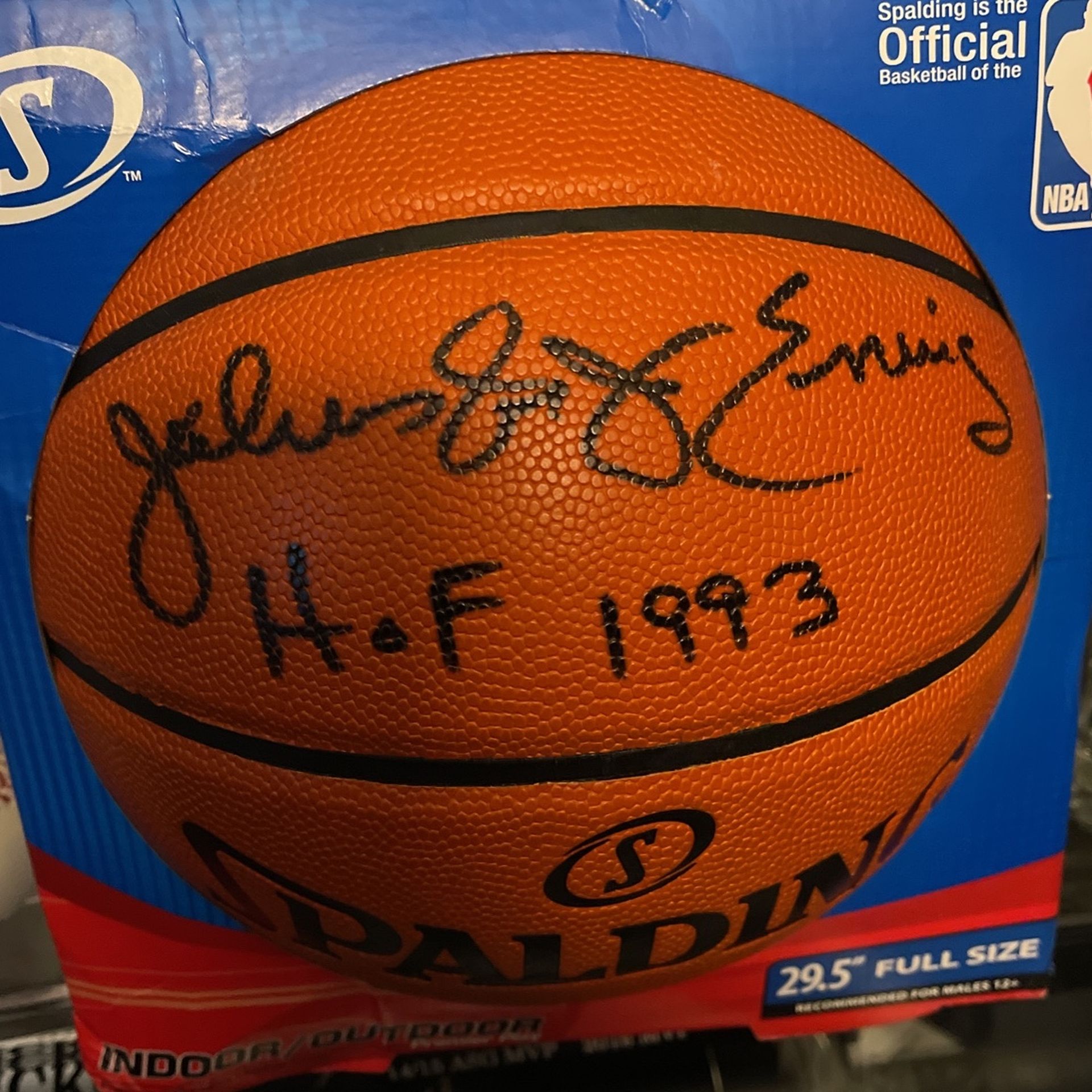 AUTOGRAPH BASKETBALL JULIUS ERVING “DR J”