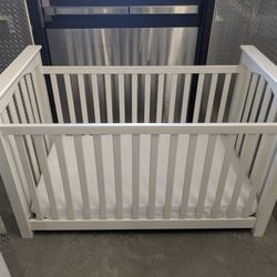 Pottery Barn Kids Kendall 2-in-1 Convertible Crib